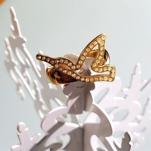 Swatch bijoux dove ring with diamond like stones